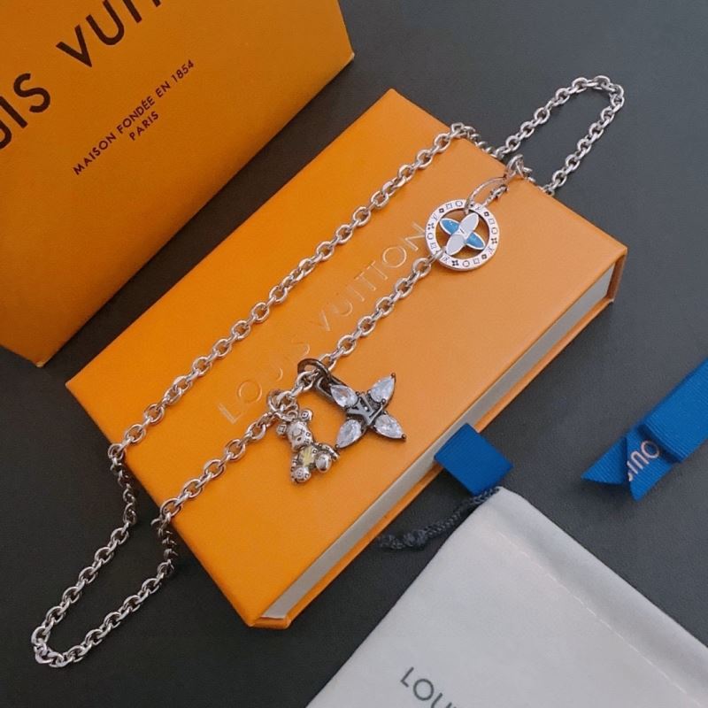 Louis Vuitton Necklaces